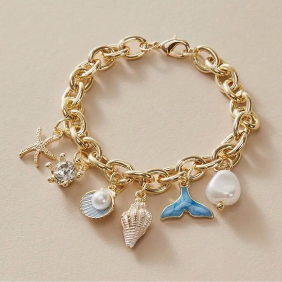 NEW | 18K Gold Plated Bracelet With Charms - Picture 1 of 5